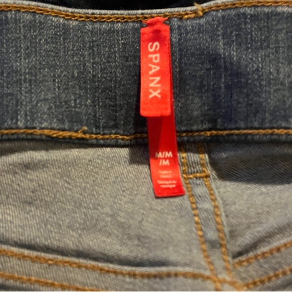 Spanx Seamed Front Wide Leg Blue Jeans-Vintage Indigo Size Medium - Picture 8 of 8